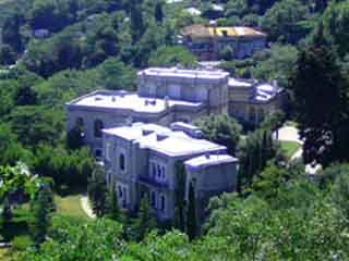 صور Yusupov Palace in Koreiz قصر